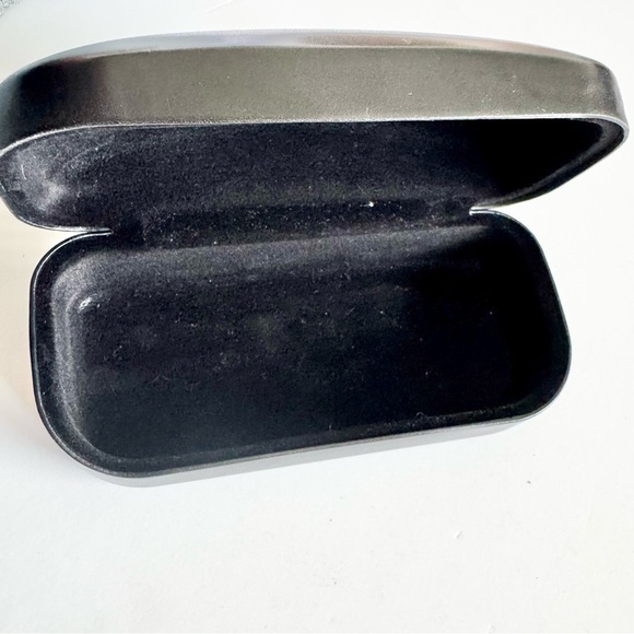 Coach Black Hard Case Clamshell Sunglasses Case - Picture 7 of 9